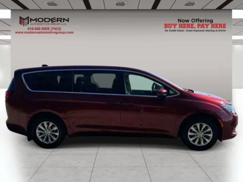 Photos of 2017 CHRYSLER PACIFICA TOURING for sale in Lafayette, TN at Modern Automotive Group