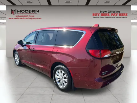 More photos of 2017 CHRYSLER PACIFICA TOURING at Modern Automotive Group, TN