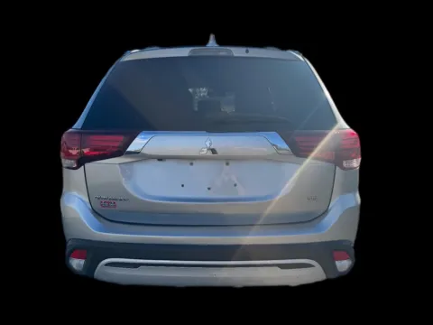 More photos of 2020 Mitsubishi Outlander SEL 2WD at Victory Circle Auto Sales, NC