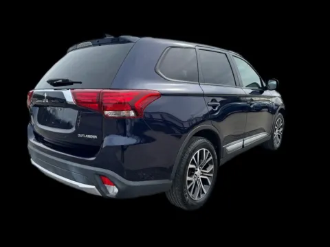 More photos of 2018 Mitsubishi Outlander SEL AWD at Victory Circle Auto Sales, NC