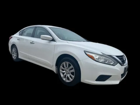 More photos of 2016 Nissan Altima 2.5 S at Victory Circle Auto Sales, NC