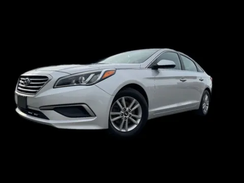 Another view of 2017 Hyundai Sonata SE for sale in Troutman, NC at Victory Circle Auto Sales