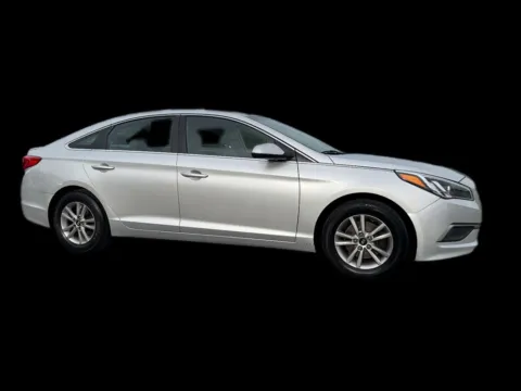 More photos of 2017 Hyundai Sonata SE at Victory Circle Auto Sales, NC