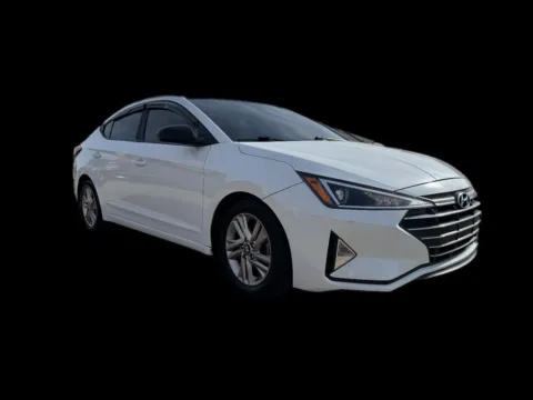 More photos of 2019 Hyundai Elantra Limited at Victory Circle Auto Sales, NC