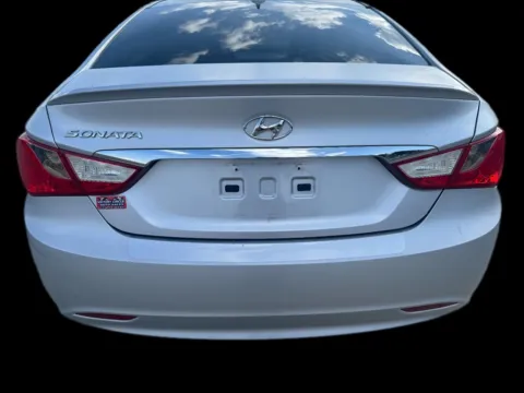 More photos of 2013 Hyundai Sonata GLS at Victory Circle Auto Sales, NC