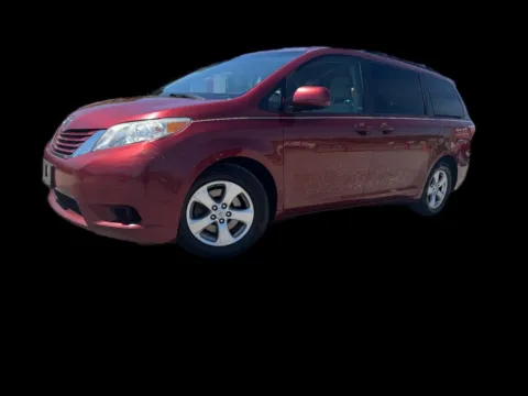 More photos of 2015 Toyota Sienna LE FWD 8-Passenger V6 at Victory Circle Auto Sales, NC