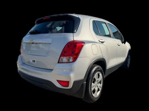 More photos of 2018 Chevrolet Trax LS FWD at Victory Circle Auto Sales, NC
