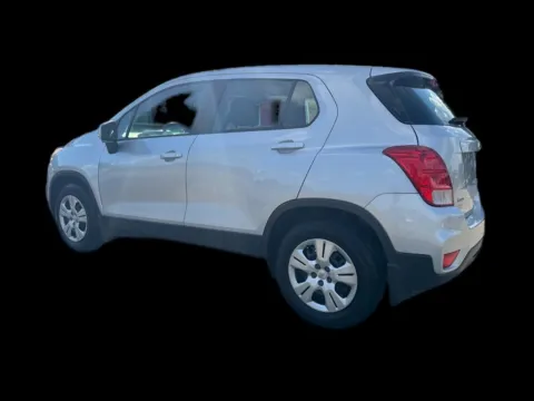 More photos of 2018 Chevrolet Trax LS FWD at Victory Circle Auto Sales, NC
