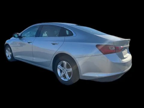 More photos of 2019 Chevrolet Malibu 1FL at Victory Circle Auto Sales, NC