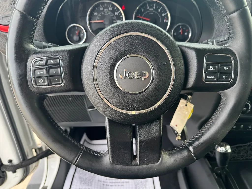 2016 Jeep Wrangler Unlimited Sahara - Photo 10