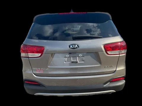 Another view of 2017 Kia Sorento EX V6 AWD for sale in Troutman, NC at Victory Circle Auto Sales
