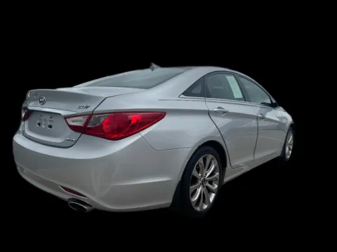 More photos of 2013 Hyundai Sonata Limited Auto at Victory Circle Auto Sales, NC