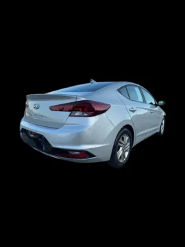 More photos of 2019 Hyundai Elantra Limited at Victory Circle Auto Sales, NC