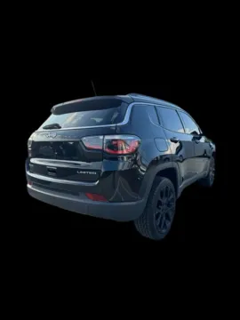 More photos of 2018 Jeep Compass Limited 4WD at Victory Circle Auto Sales, NC