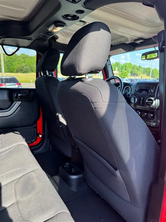 2018 Jeep Wrangler JK Unlimited Sport S - Photo 14