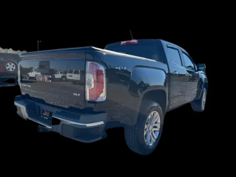 More photos of 2015 GMC Canyon SLT Crew Cab 4WD Short Box at Victory Circle Auto Sales, NC
