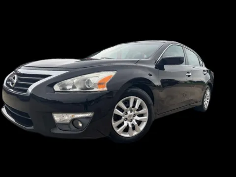 More photos of 2015 Nissan Altima 2.5 S at Victory Circle Auto Sales, NC