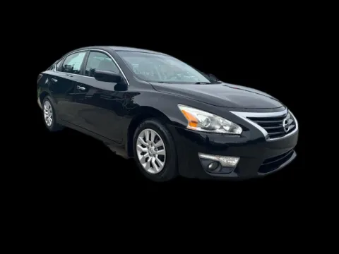 More photos of 2015 Nissan Altima 2.5 S at Victory Circle Auto Sales, NC