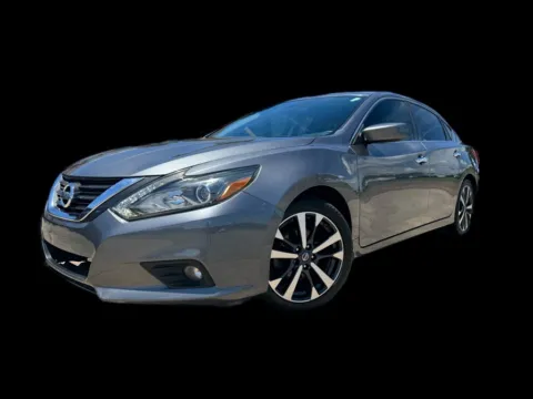 Another view of 2016 Nissan Altima 3.5 SR for sale in Troutman, NC at Victory Circle Auto Sales