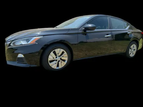 More photos of 2021 Nissan Altima 2.5 S at Victory Circle Auto Sales, NC