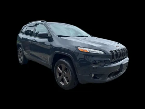 More photos of 2017 Jeep Cherokee Latitude 4WD at Victory Circle Auto Sales, NC