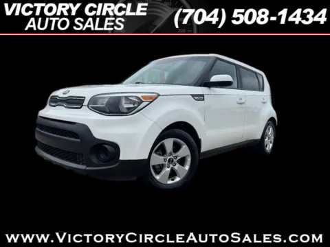 White 2018 Kia Soul Base 6A for sale in Troutman, NC