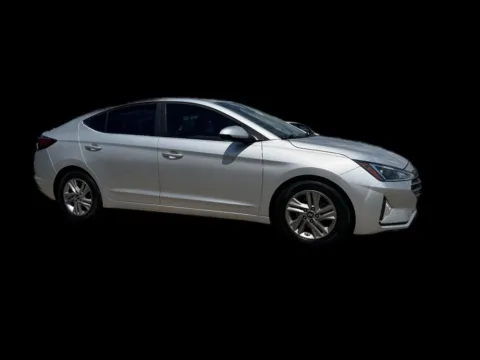 More photos of 2019 Hyundai Elantra Limited at Victory Circle Auto Sales, NC