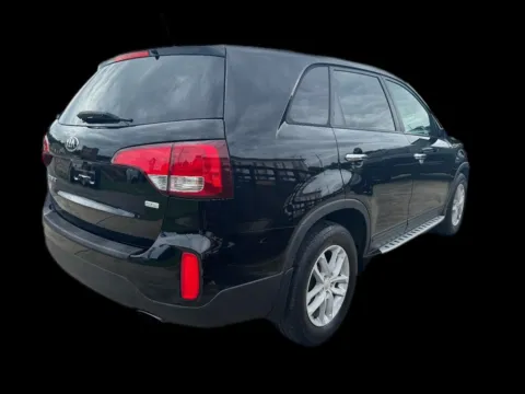 More photos of 2015 Kia Sorento LX 2WD at Victory Circle Auto Sales, NC