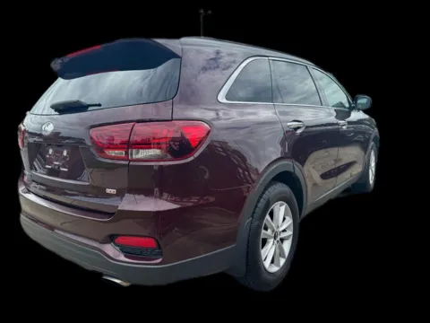 Another view of 2019 Kia Sorento LX 2WD for sale in Troutman, NC at Victory Circle Auto Sales