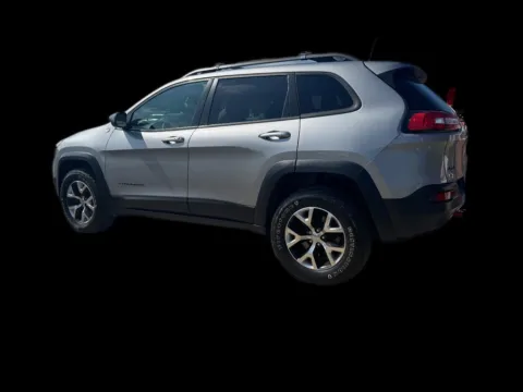 More photos of 2016 Jeep Cherokee Trailhawk 4WD at Victory Circle Auto Sales, NC