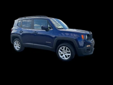 More photos of 2018 Jeep Renegade Latitude 4WD at Victory Circle Auto Sales, NC