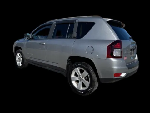 More photos of 2016 Jeep Compass Latitude 4WD at Victory Circle Auto Sales, NC