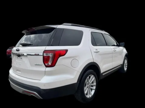 More photos of 2017 Ford Explorer XLT FWD at Victory Circle Auto Sales, NC