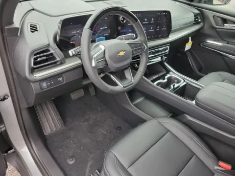 More photos of 2026 Chevrolet Traverse LT at Step One Chevrolet, AL