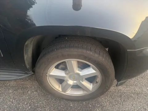 More photos of 2014 Chevrolet Tahoe LT at Step One Chevrolet, AL