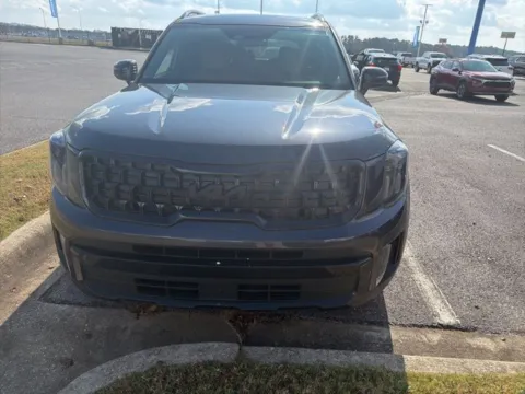 Photos of 2025 Kia Telluride EX X-Pro for sale in Bessemer, AL at Step One Chevrolet