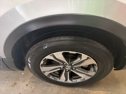 More photos of 2019 Honda CR-V LX at Step One Chevrolet, AL