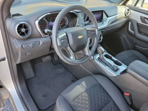 More photos of 2021 Chevrolet Blazer LT at Step One Chevrolet, AL