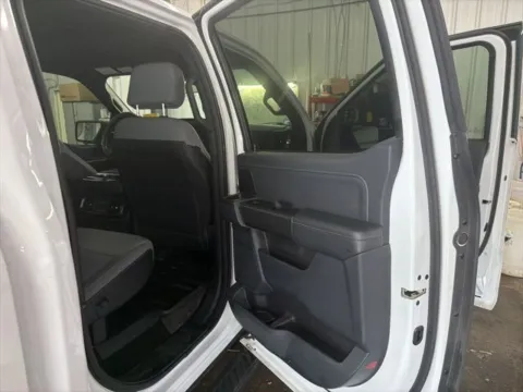 More photos of 2022 Ford F-150 XLT at Step One Chevrolet, AL