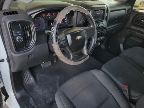 More photos of 2020 Chevrolet Silverado 1500 Custom at Step One Chevrolet, AL