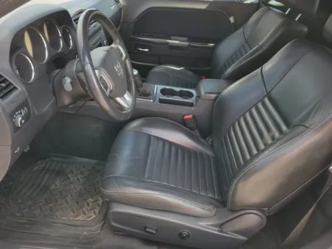 More photos of 2014 Dodge Challenger R/T at Step One Chevrolet, AL