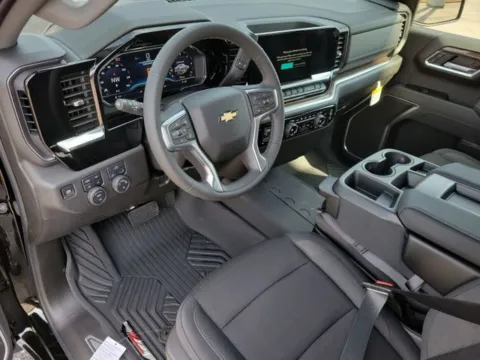More photos of 2025 Chevrolet Silverado 1500 LT at Step One Chevrolet, AL