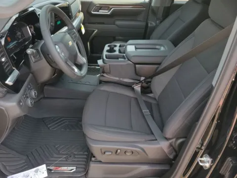 More photos of 2025 Chevrolet Silverado 1500 LT at Step One Chevrolet, AL