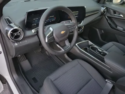 More photos of 2025 Chevrolet Equinox LT at Step One Chevrolet, AL