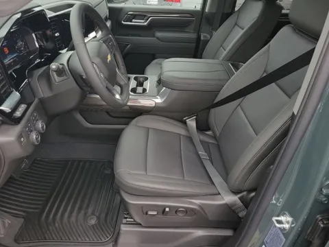 More photos of 2025 Chevrolet Silverado 2500HD LTZ at Step One Chevrolet, AL