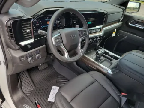 More photos of 2025 Chevrolet Silverado 1500 RST at Step One Chevrolet, AL