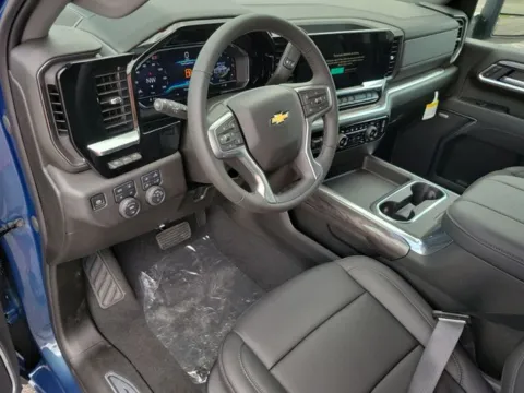 More photos of 2025 Chevrolet Silverado 2500HD LTZ at Step One Chevrolet, AL