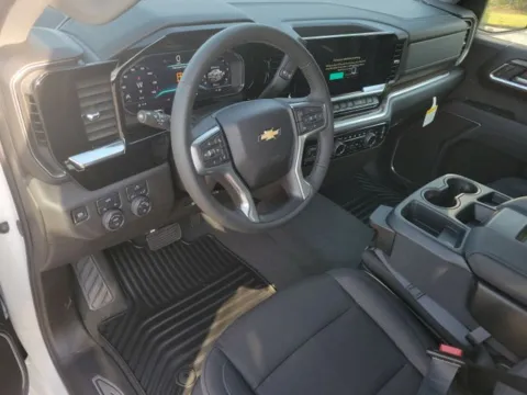 More photos of 2025 Chevrolet Silverado 1500 LT at Step One Chevrolet, AL