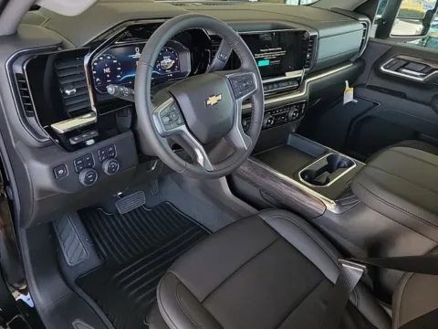 More photos of 2025 Chevrolet Silverado 2500HD LTZ at Step One Chevrolet, AL
