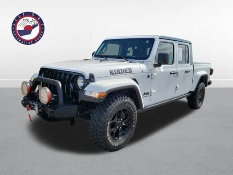 Photos of 2021 Jeep Gladiator Sport for sale in Bessemer, AL at Step One Chevrolet